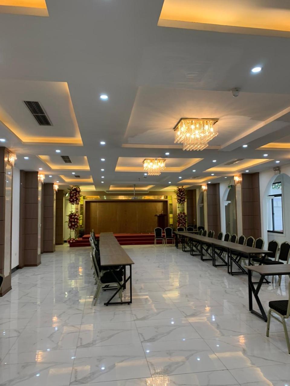 Hoa Hong Hotel Son La Exterior photo